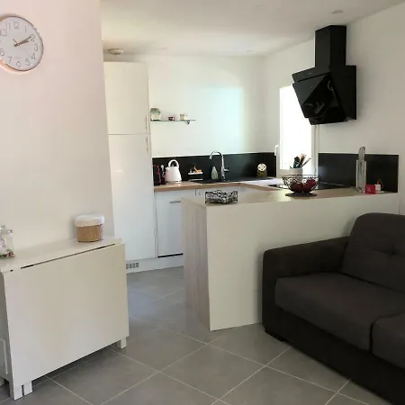 Apartment Mazet « Domaine De La Pinede » *